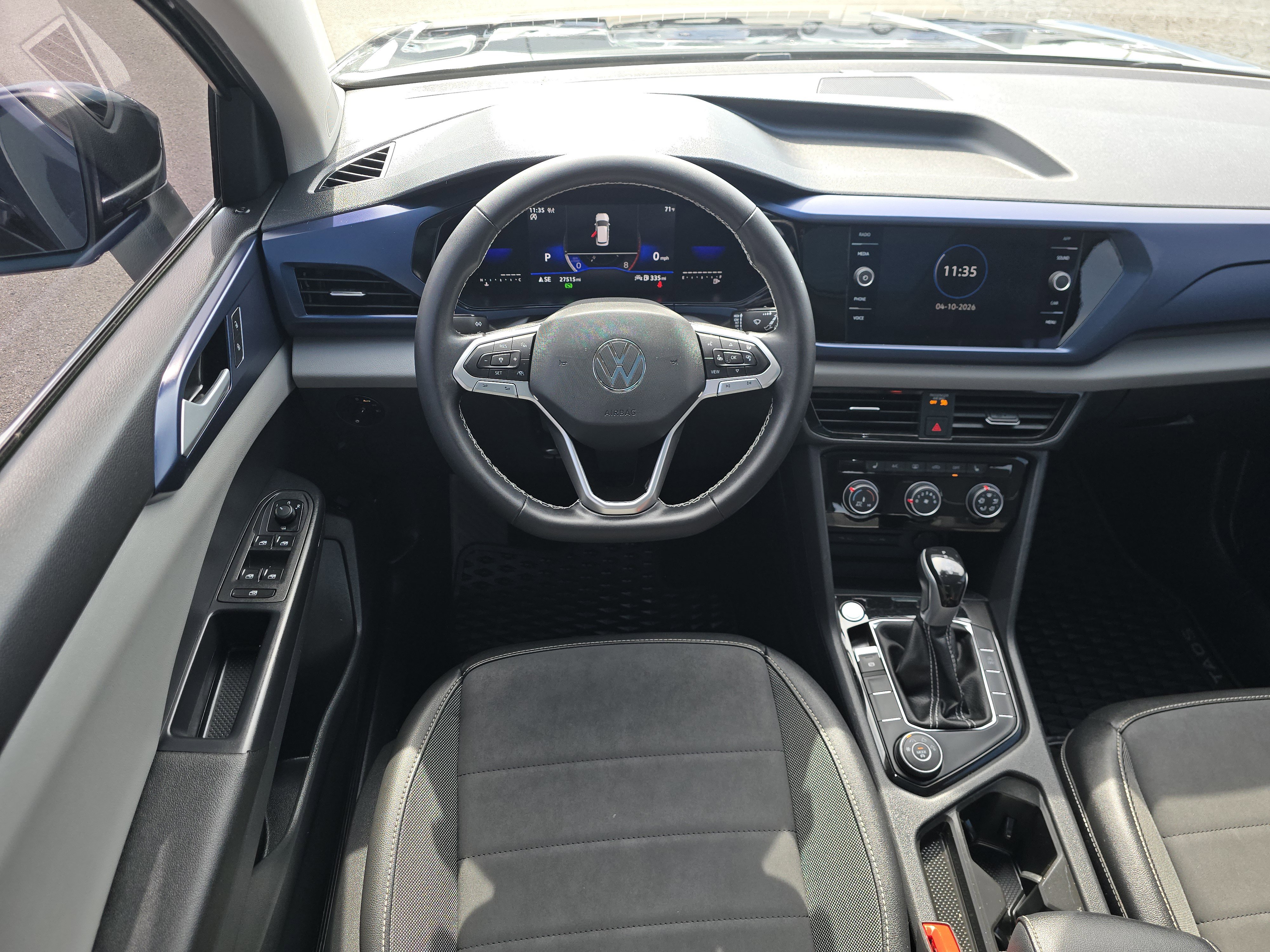 Certified 2023 Volkswagen Taos SE w/ Panoramic Sunroof Package image 21