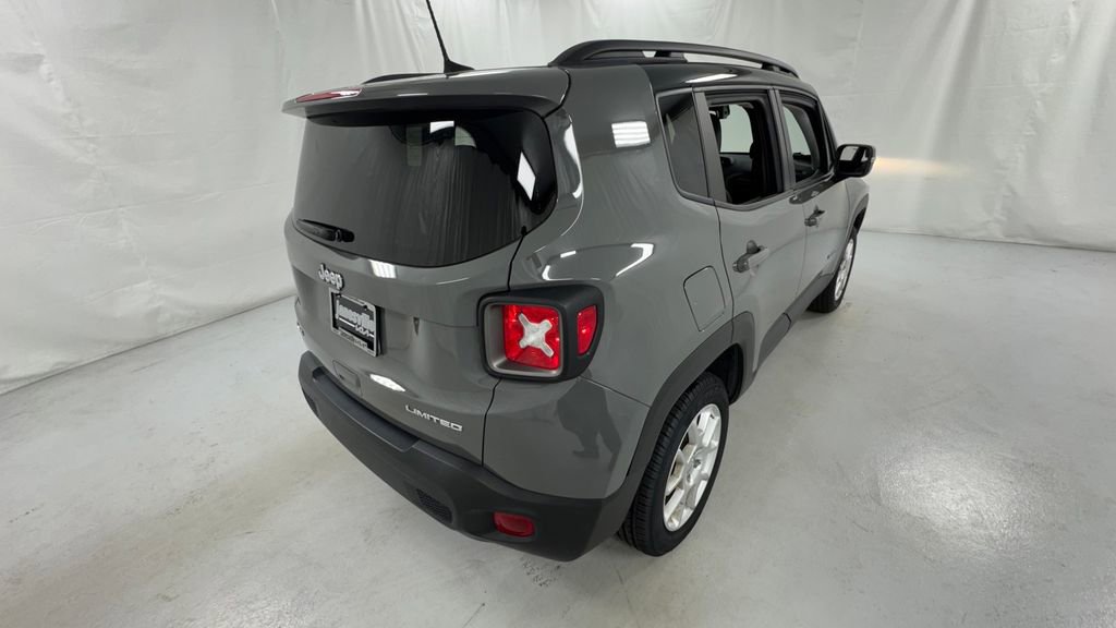 Used 2021 Jeep Renegade Limited w/ Sun & Sound Group AWD/4WD image 3