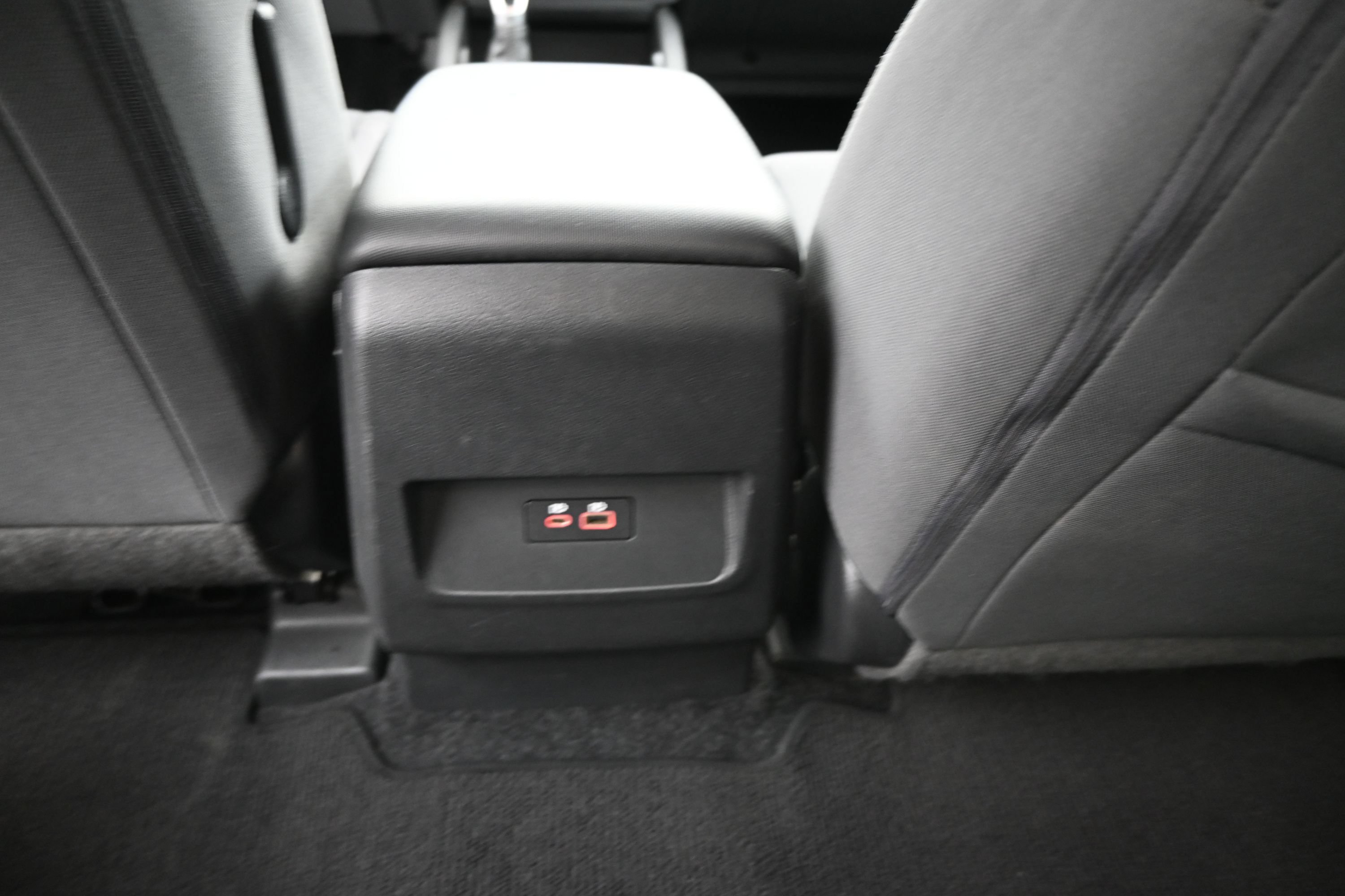 Used 2024 Nissan Frontier SV RWD image 20