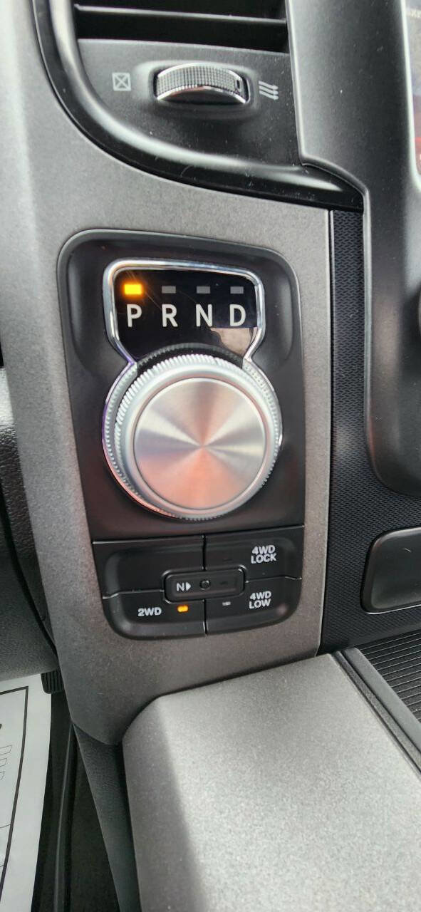 Used 2018 RAM 1500 Rebel w/ Luxury Group image 39