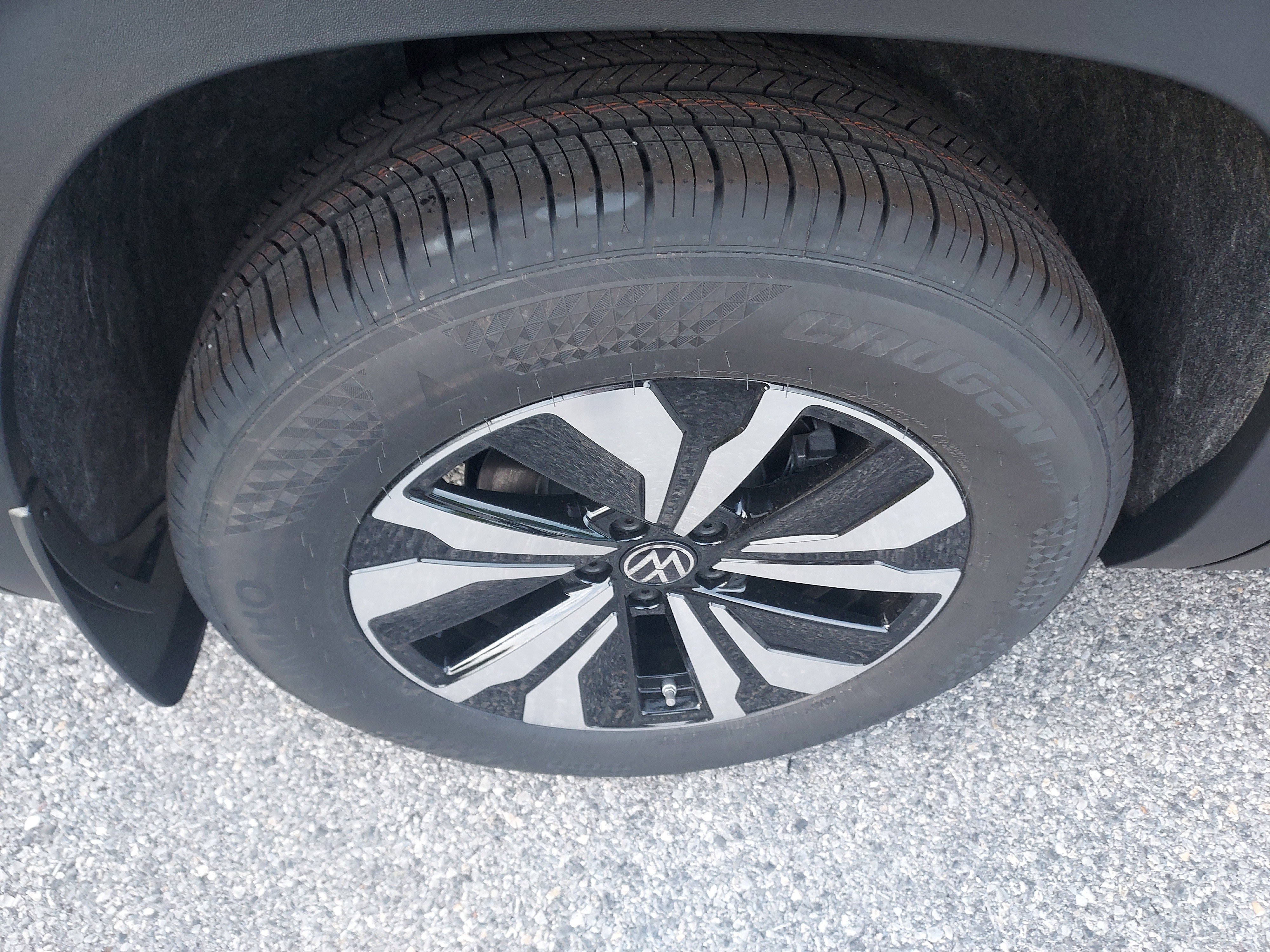 New 2026 Volkswagen Atlas SE image 11