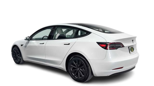 Used 2023 Tesla Model 3 Long Range image 4
