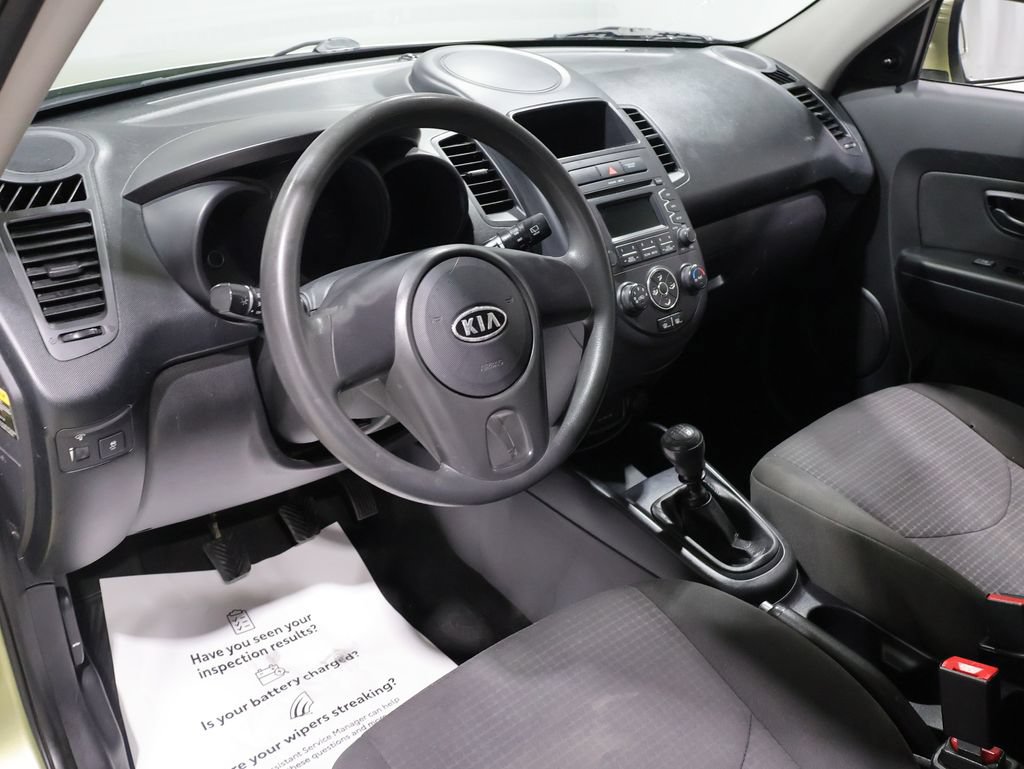 Used 2012 Kia Soul FWD image 16