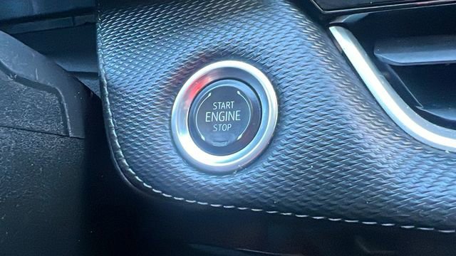 Used 2025 Chevrolet Equinox LT image 35