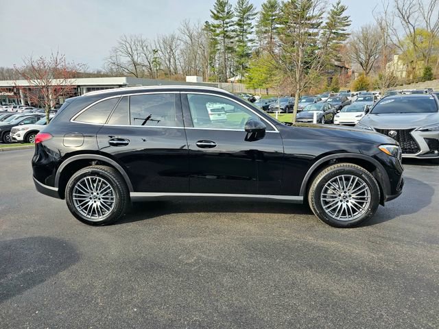 New 2026 Mercedes-Benz GLC 300 4MATIC image 7