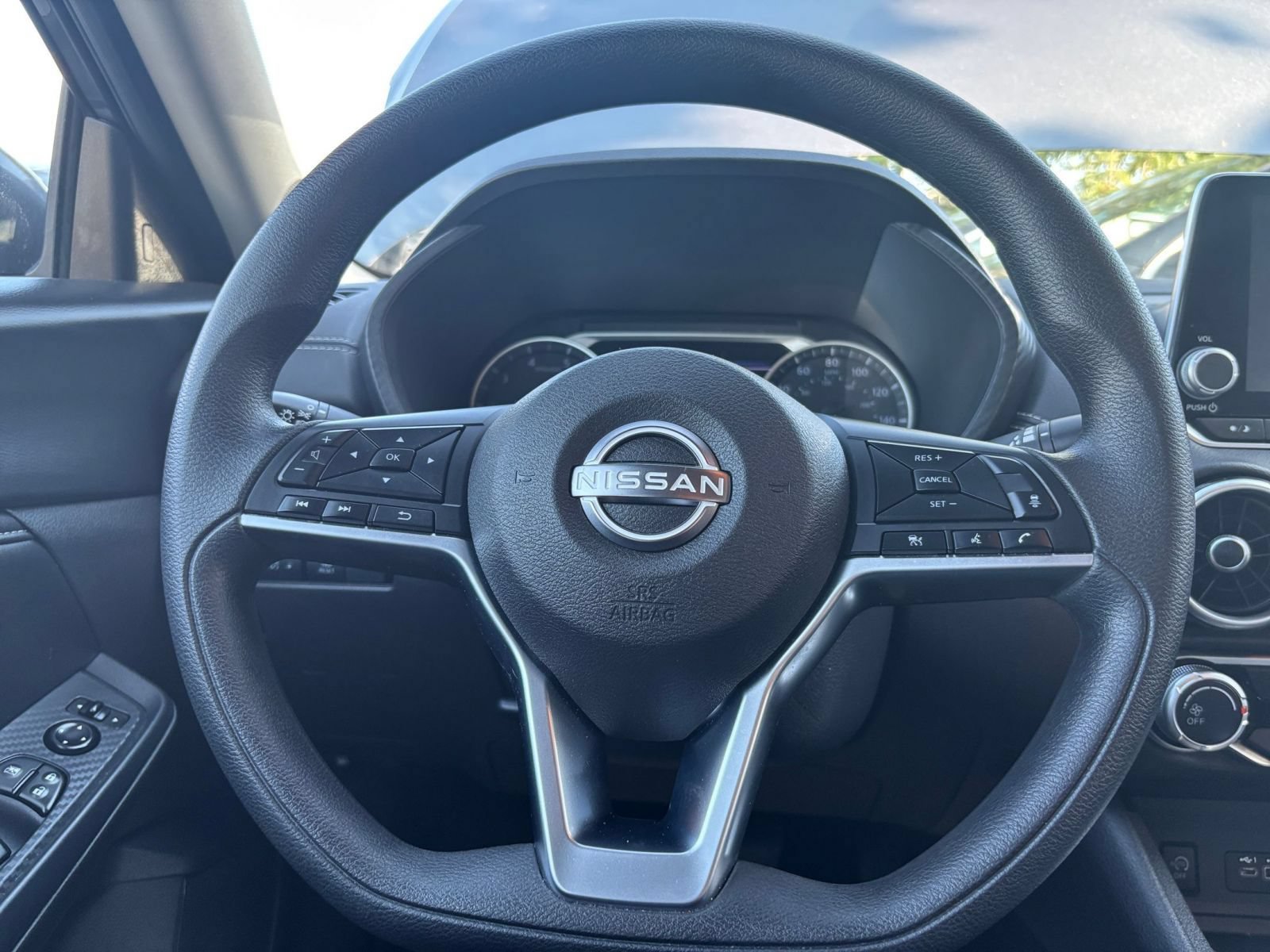 Used 2025 Nissan Sentra SV FWD image 27