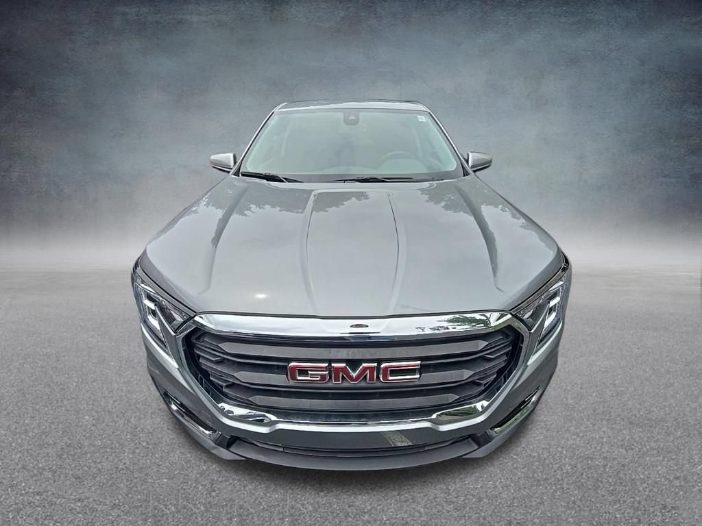 Used 2023 GMC Terrain SLE FWD image 3
