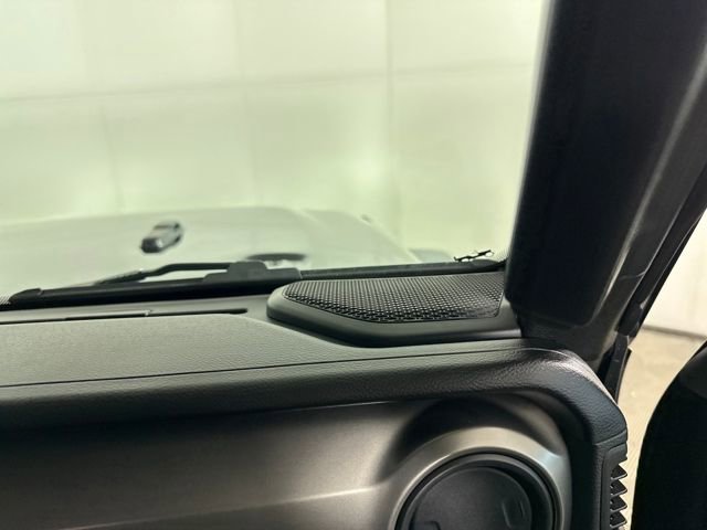 Used 2023 Jeep Wrangler Unlimited image 29