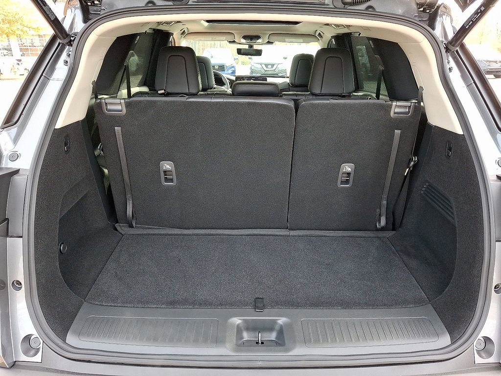 Used 2025 INFINITI QX60 Luxe w/ Vision Package image 31