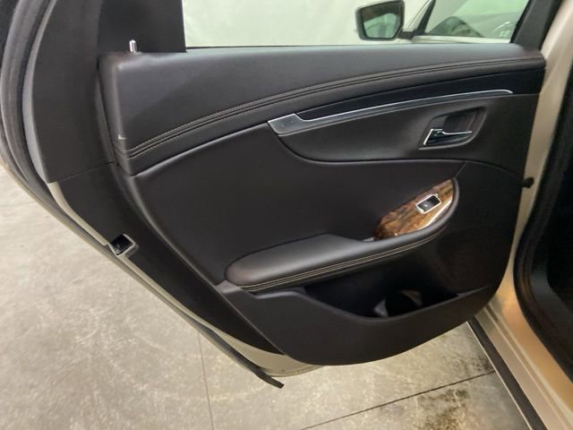 Used 2015 Chevrolet Impala LT image 16