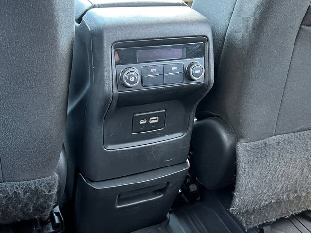 Used 2020 GMC Acadia SLE FWD image 31