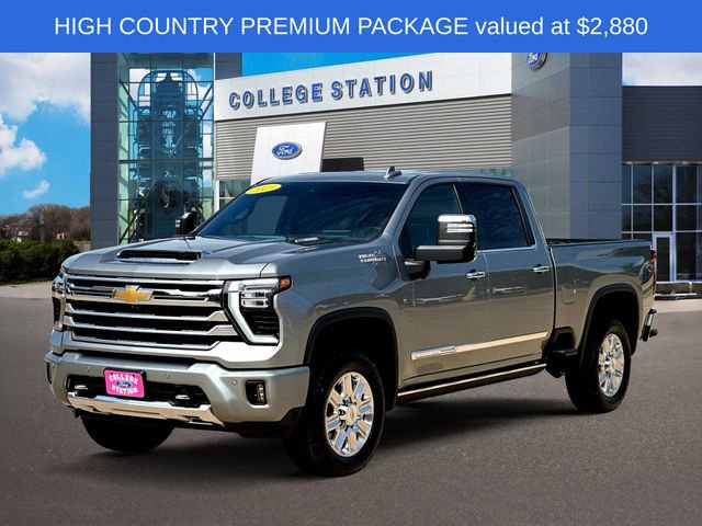 Used 2025 Chevrolet Silverado 2500 High Country w/ High Country Premium Package AWD/4WD image 2