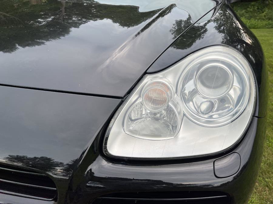 Used 2005 Porsche Cayenne Turbo image 22