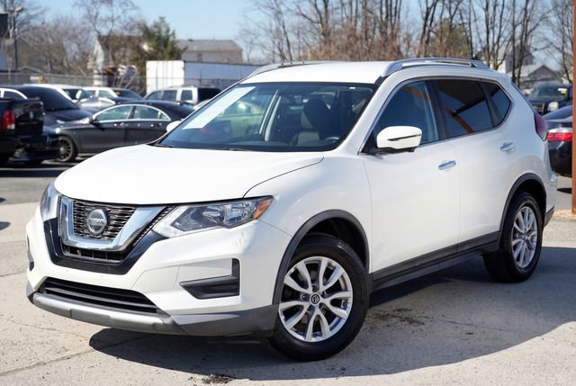 Used 2018 Nissan Rogue SV w/ Premium Package image 2
