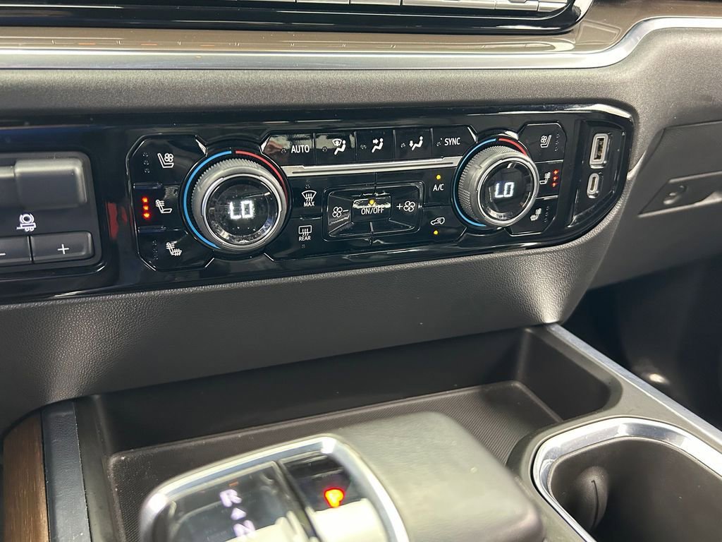 Used 2022 Chevrolet Silverado 1500 High Country image 30