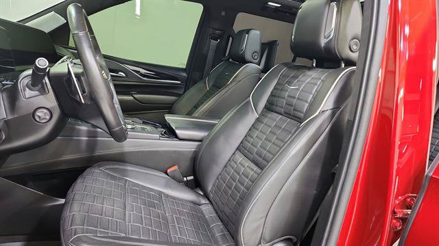 Used 2023 Cadillac Escalade V AWD/4WD image 15