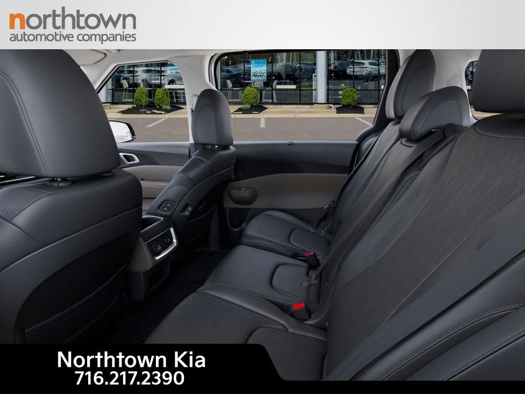 New 2025 Kia Carnival SX image 19