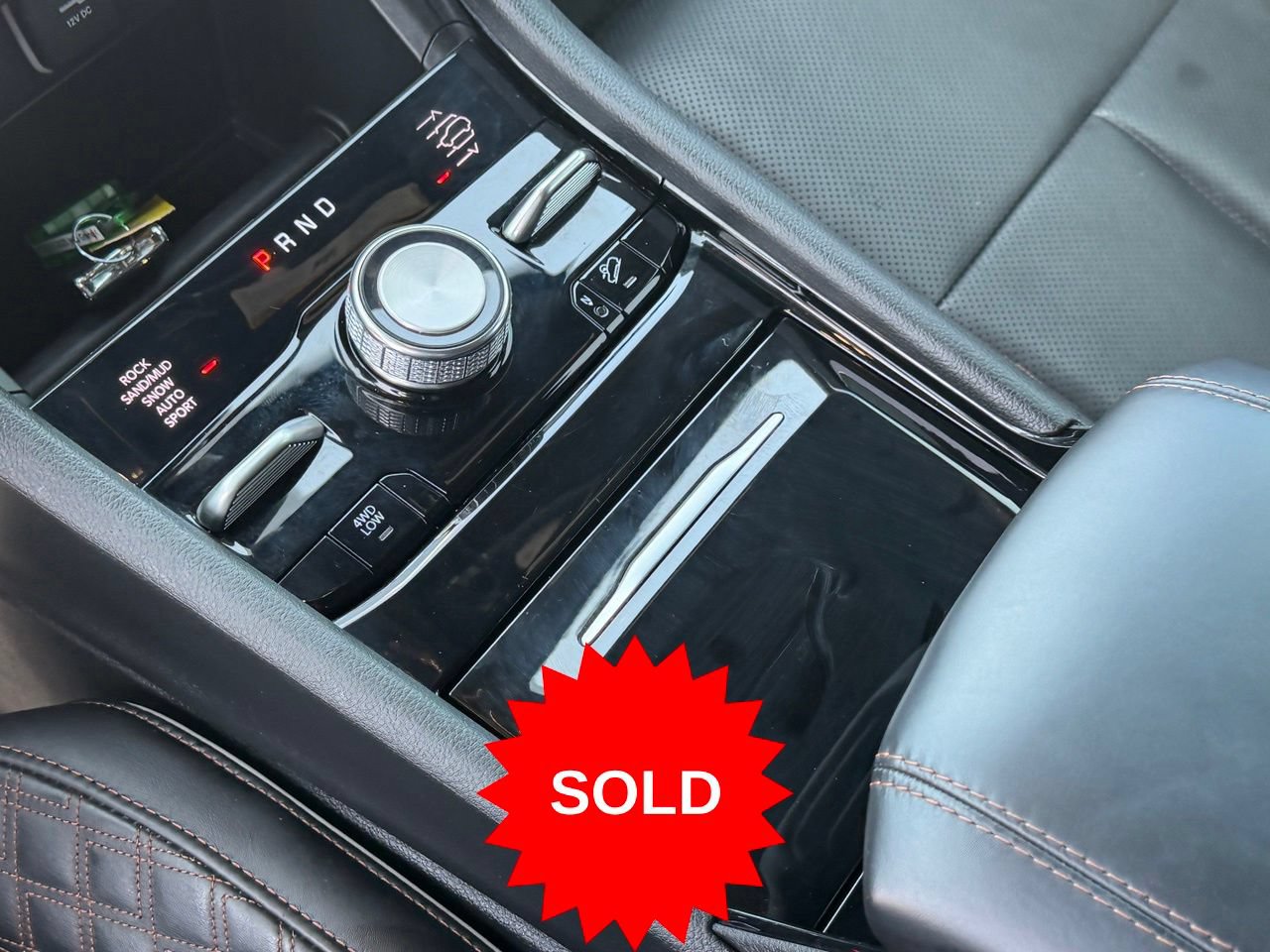 Used 2025 Jeep Grand Cherokee Summit w/ Obsidian Package AWD/4WD image 21