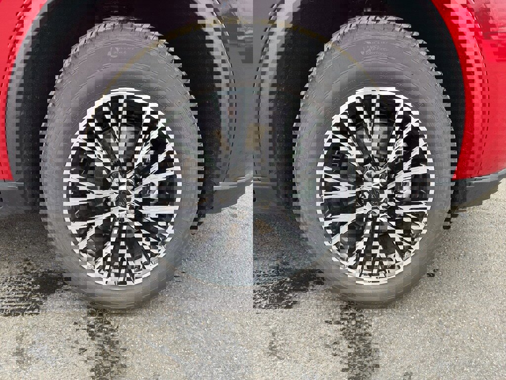 New 2025 Ford Escape SE image 10