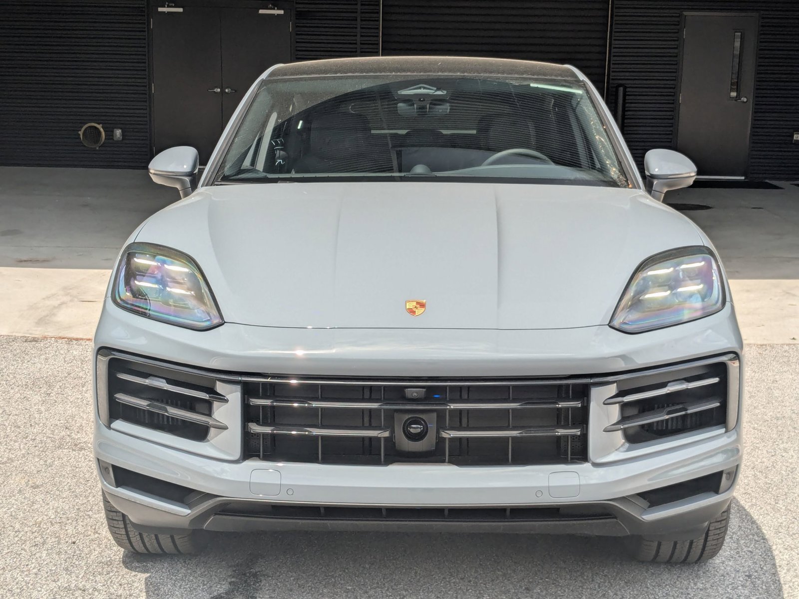 New 2026 Porsche Cayenne E-Hybrid Coupe AWD/4WD image 6