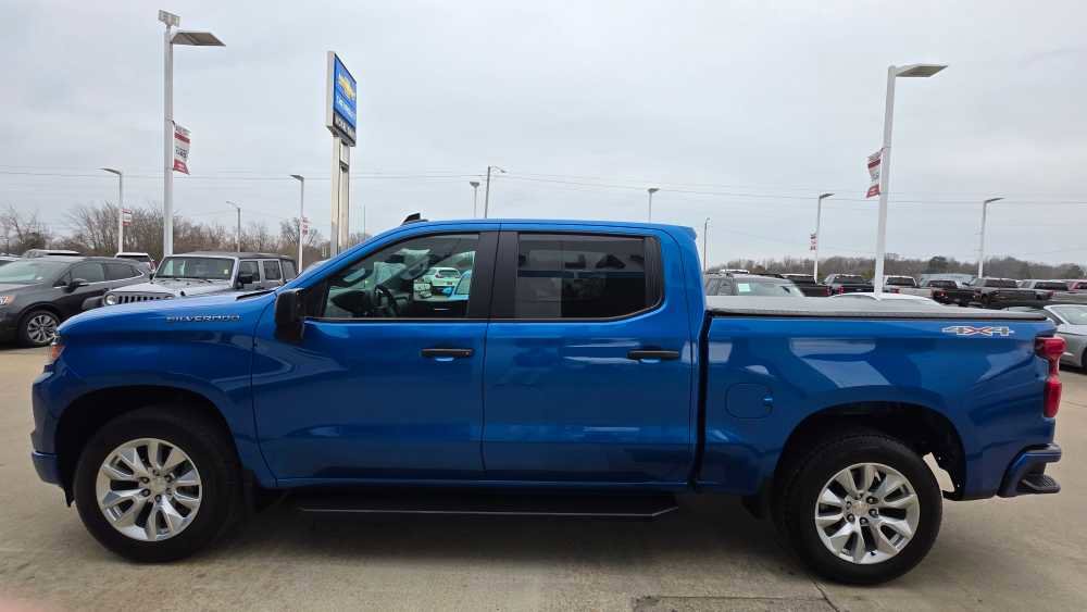Used 2024 Chevrolet Silverado 1500 Custom image 5