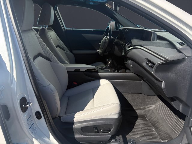 Used 2021 Lexus UX 250h w/ Premium Package AWD/4WD image 15