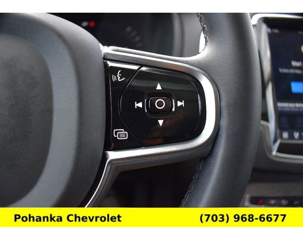 Used 2023 Volvo XC90 B6 Ultimate w/ Protection Package Premier AWD/4WD image 13