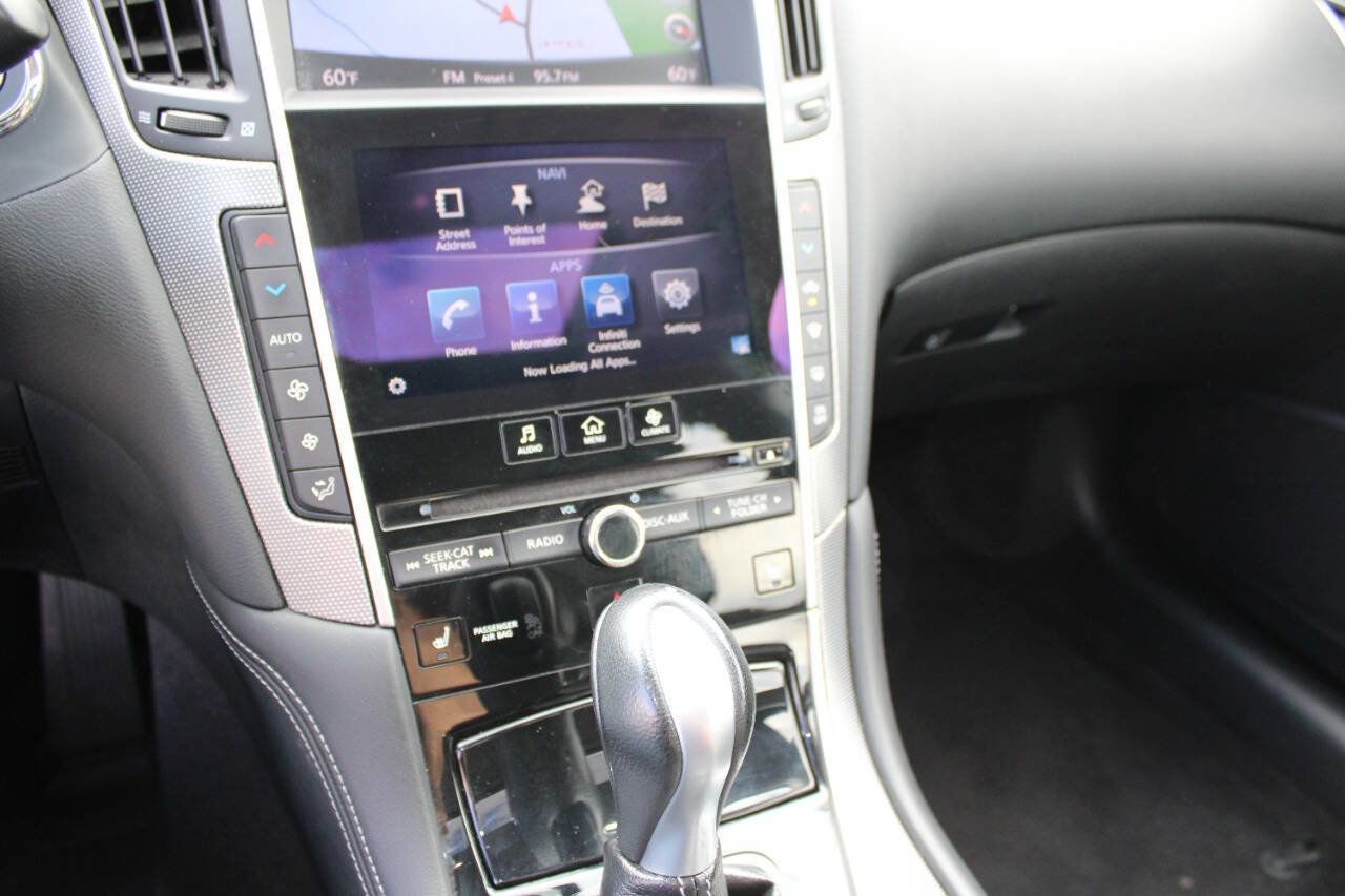 Used 2015 INFINITI Q50 Premium w/ Navigation Package AWD/4WD image 17