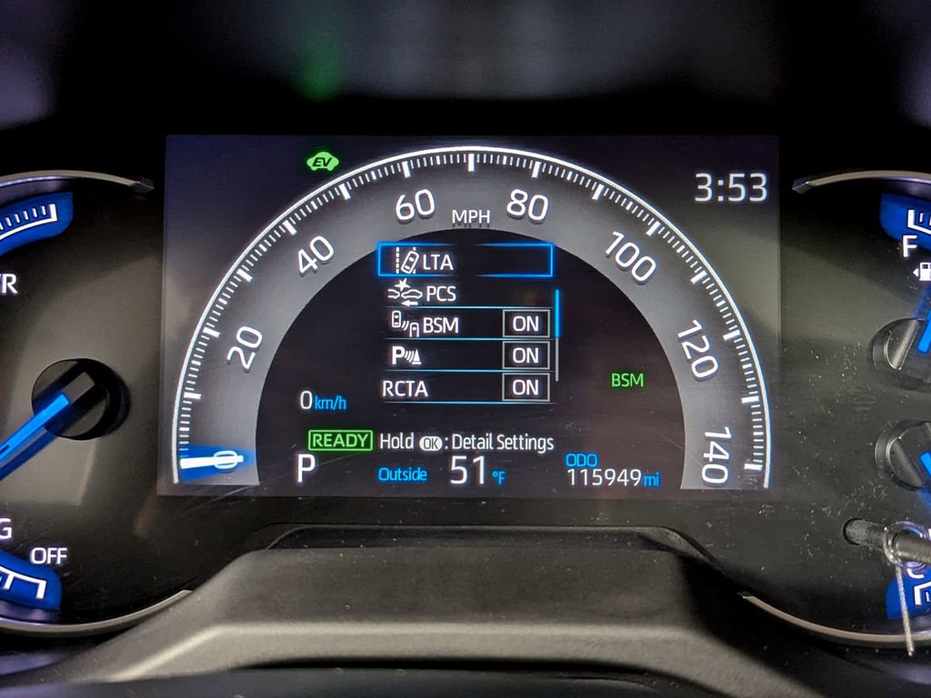 Used 2023 Toyota RAV4 XLE Premium image 35