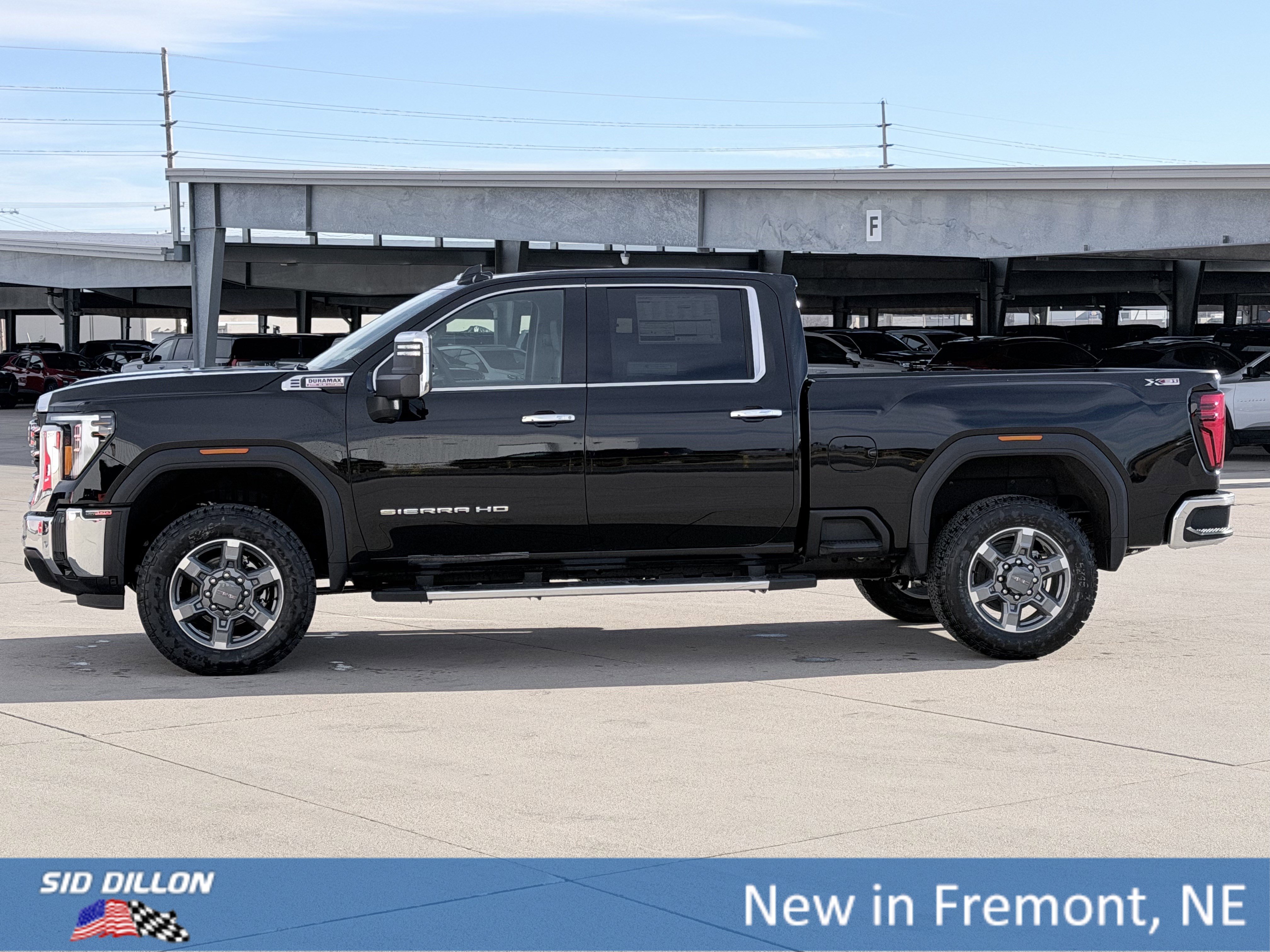 New 2026 GMC Sierra 2500 SLT w/ SLT Premium Package AWD/4WD image 7