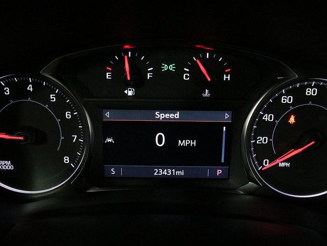 Used 2024 GMC Terrain SLT image 16