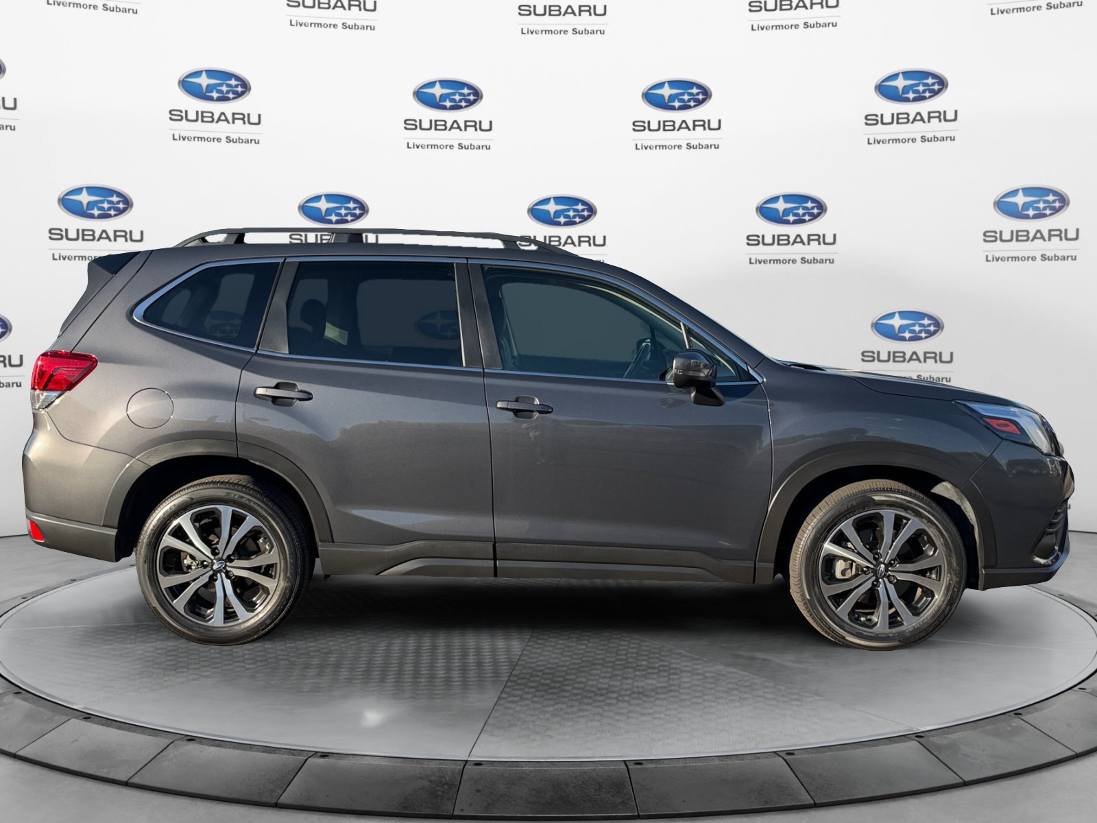 Used 2024 Subaru Forester Limited AWD/4WD image 7