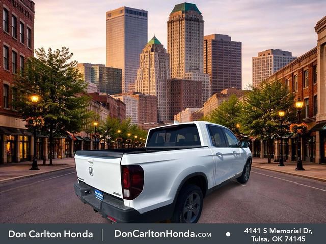 Used 2023 Honda Ridgeline RTL-E image 4