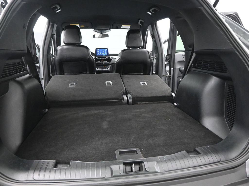 Certified 2025 Ford Escape ST-Line AWD/4WD image 24