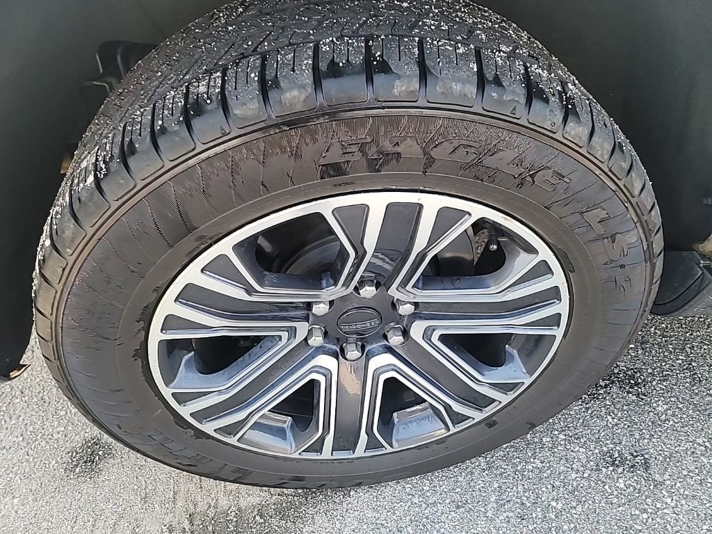 Used 2022 Jeep Wagoneer Series III w/ Flexible Seating Group image 8