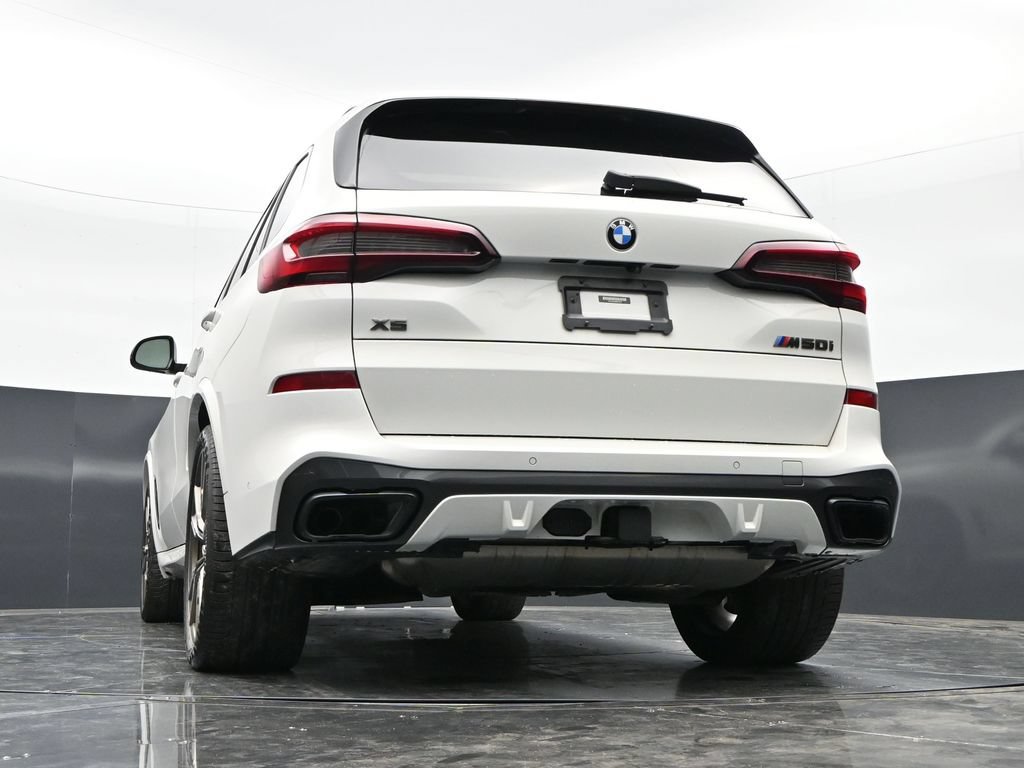 Used 2021 BMW X5 M50i AWD/4WD image 47