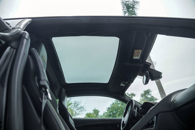 Used 2018 Jaguar F-TYPE 400 Sport RWD image 51