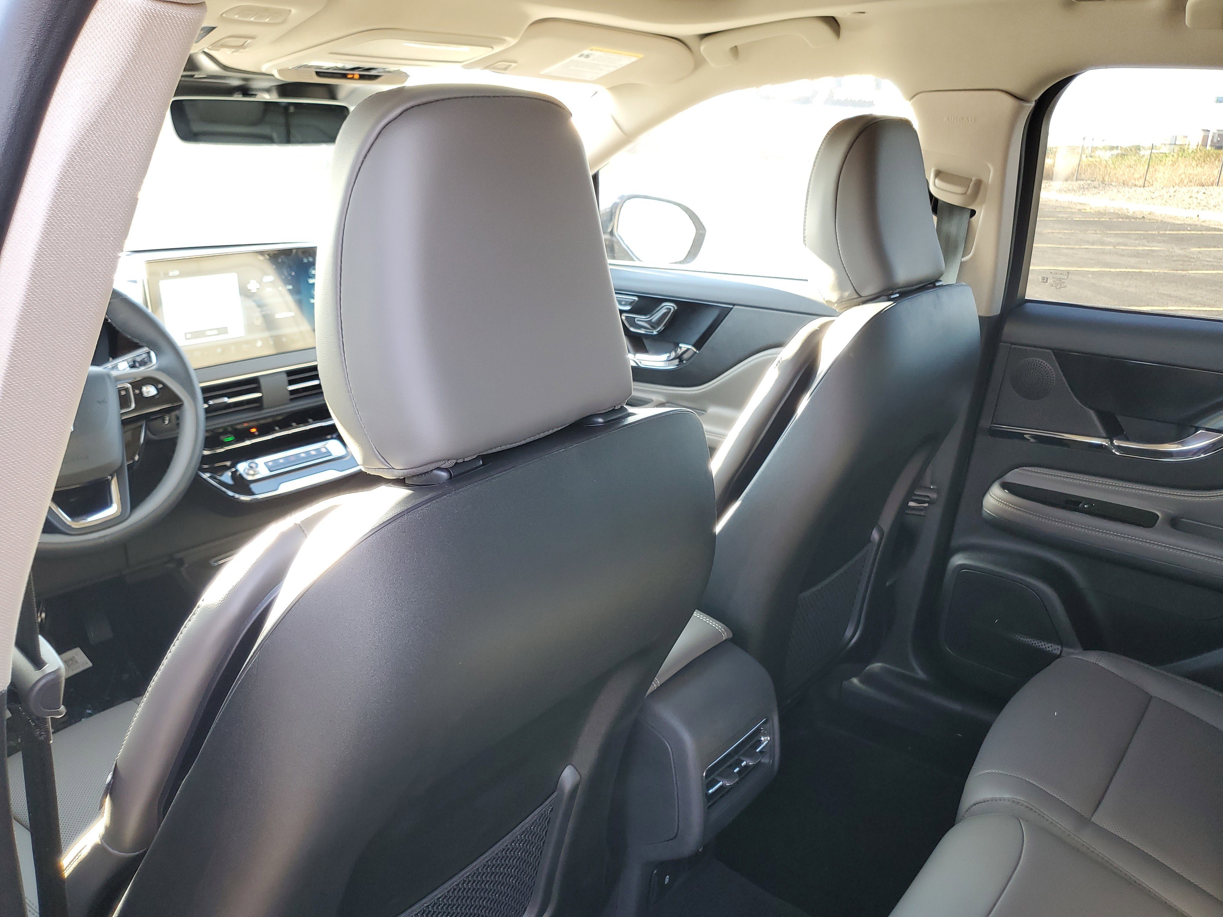 New 2025 Lincoln Corsair Reserve image 26