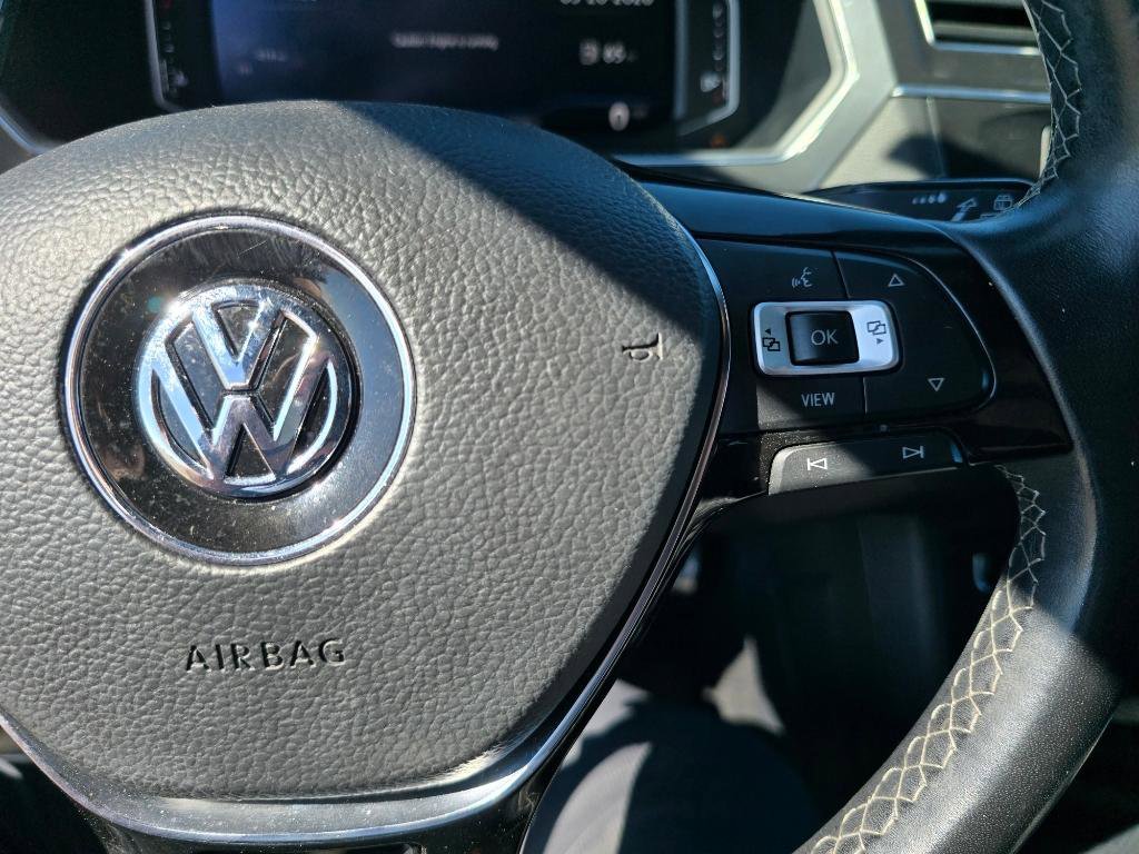 Used 2021 Volkswagen Tiguan SEL Premium R-Line image 16