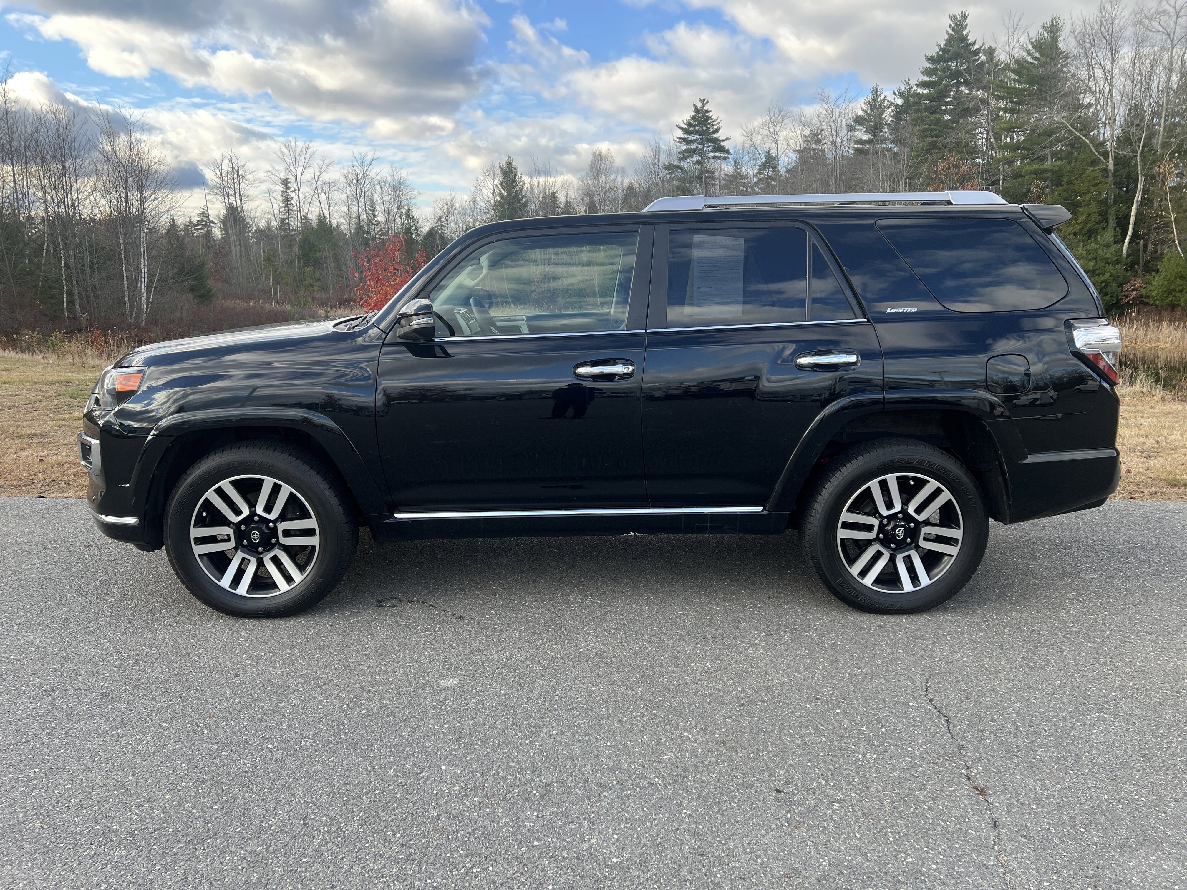Used 2023 Toyota 4Runner Limited image 8