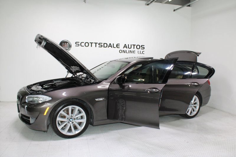 Used 2011 BMW 535i Sedan w/ Active Ventilated Seat Pkg RWD image 16