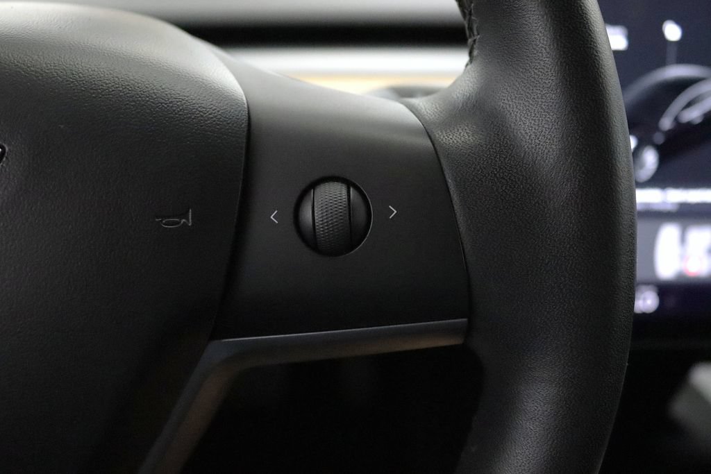Used 2019 Tesla Model 3 Standard Range RWD image 21