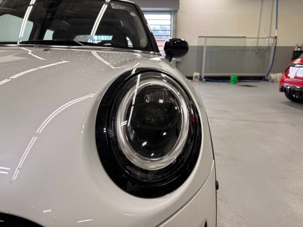 Certified 2024 MINI Cooper SE FWD image 9