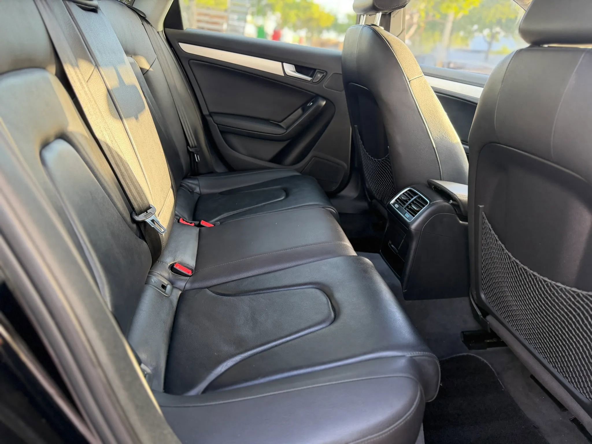 Used 2016 Audi A4 2.0T Premium w/ Convenience Plus Package FWD image 18