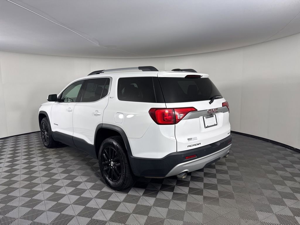 Used 2019 GMC Acadia SLT image 3