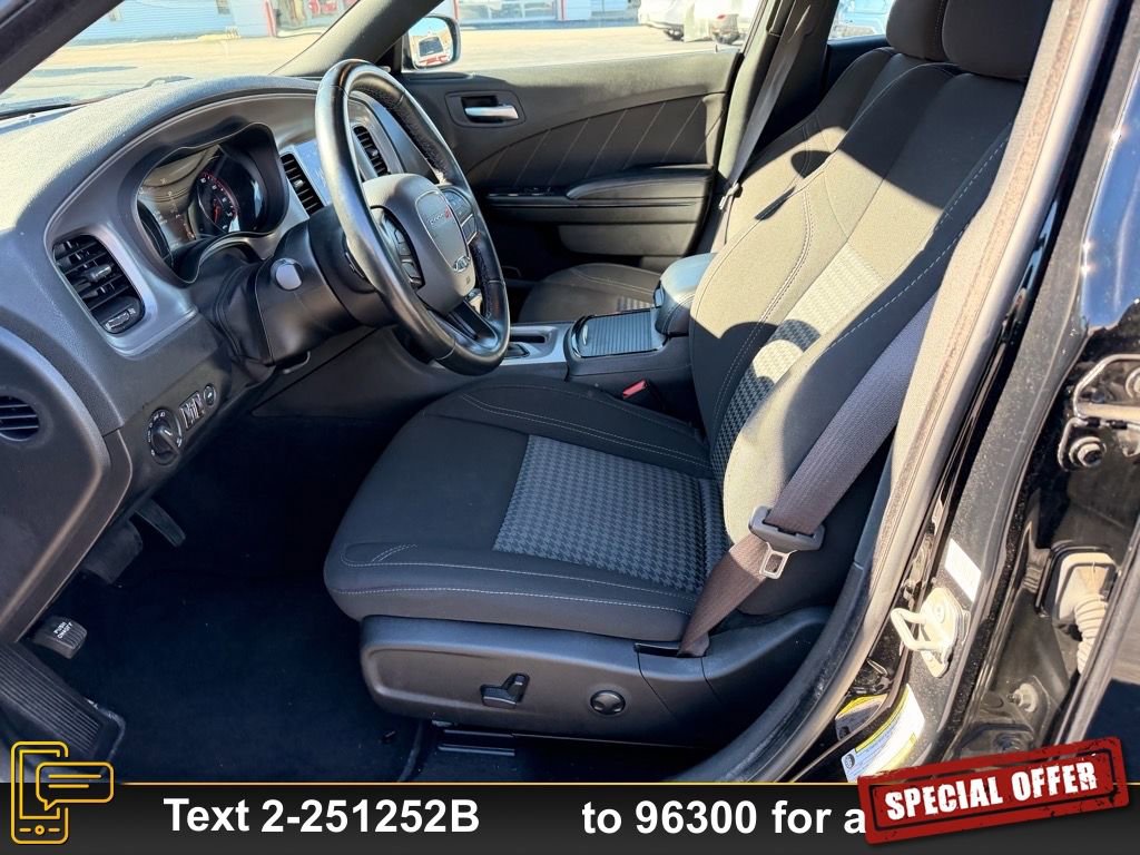 Used 2023 Dodge Charger SXT w/ Blacktop Package image 13