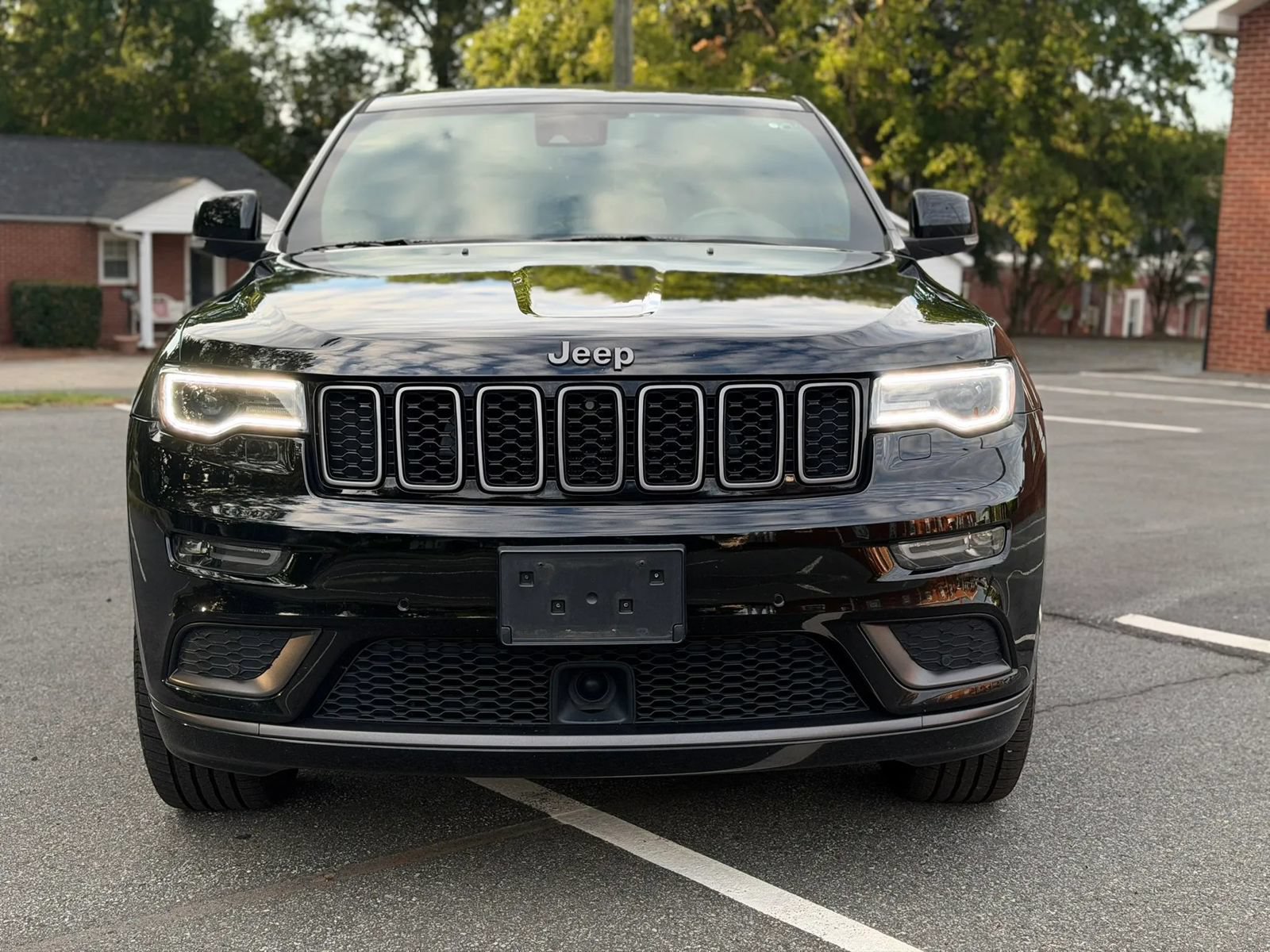 Used 2018 Jeep Grand Cherokee High Altitude AWD/4WD image 9