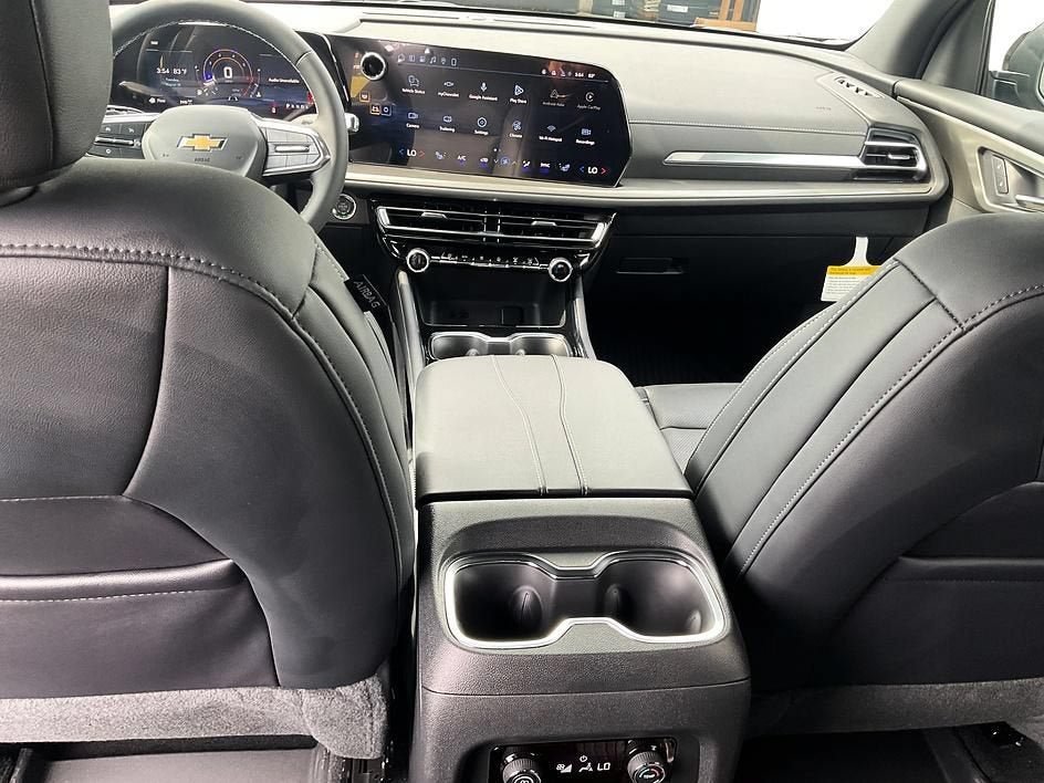 New 2027 Chevrolet Traverse LT w/ Driver Confidence Package AWD/4WD image 4