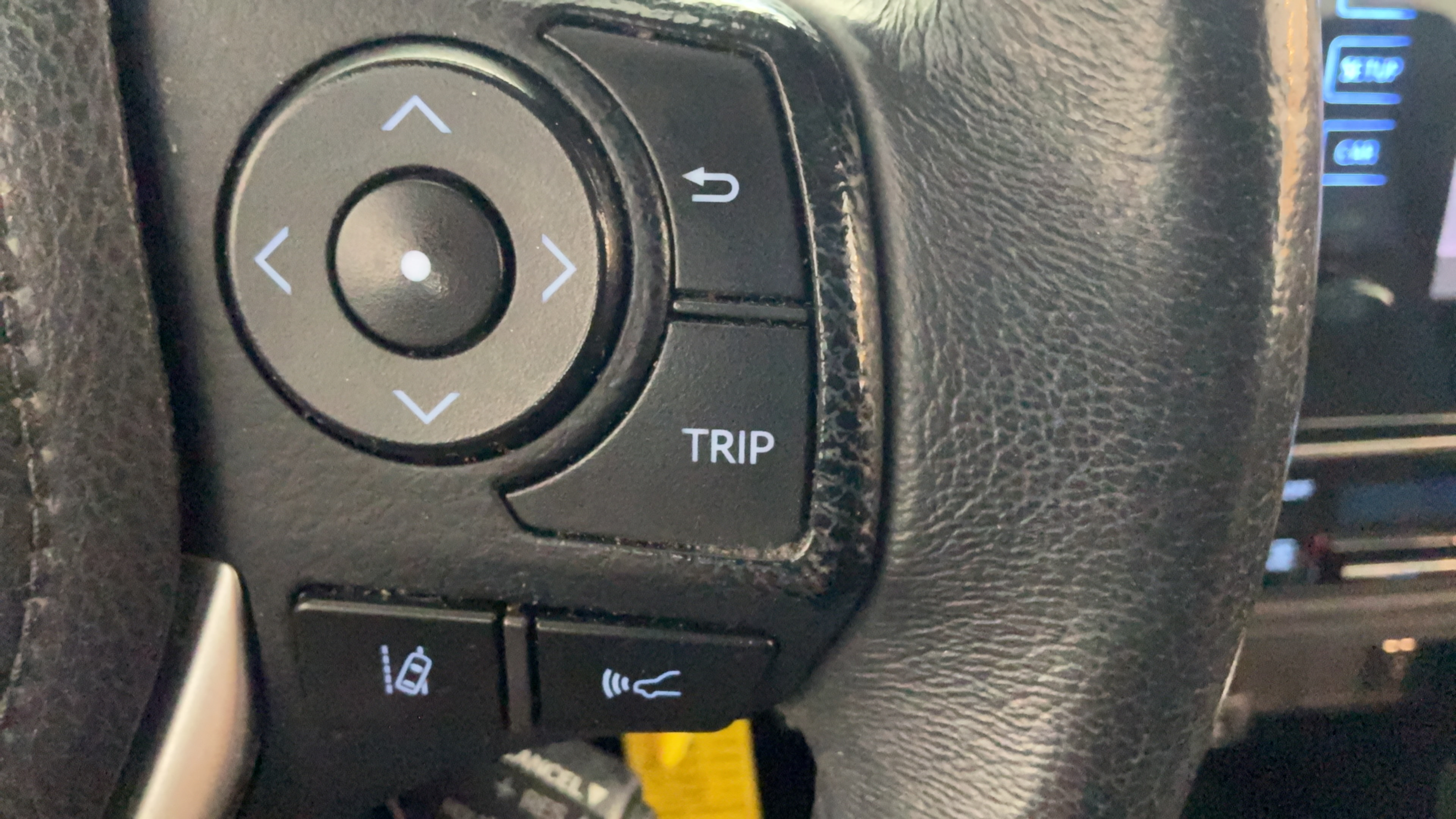 Used 2017 Toyota Corolla SE FWD image 17