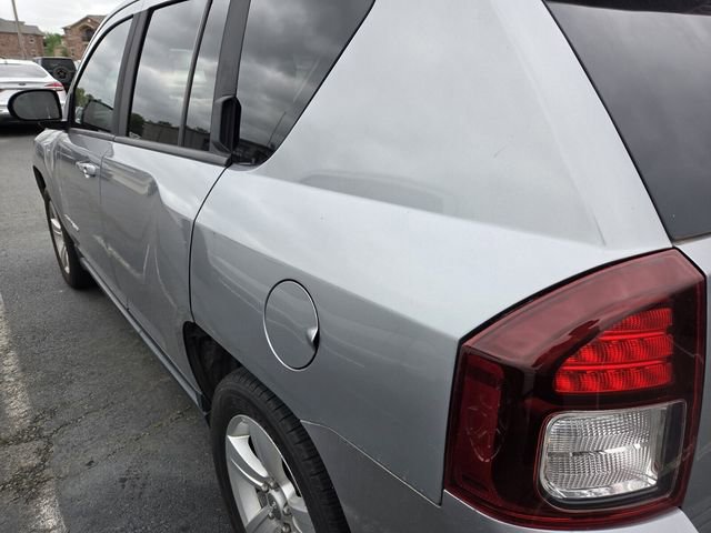 Used 2016 Jeep Compass Sport w/ Power Value Group FWD image 6